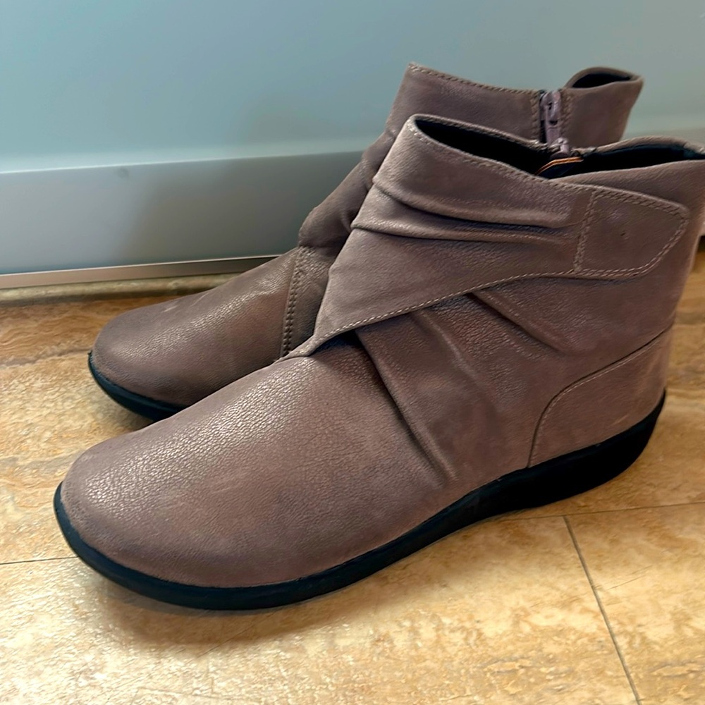 Clarks rani ankle boot lightweight pewter tan new size 7 cloudsteppers